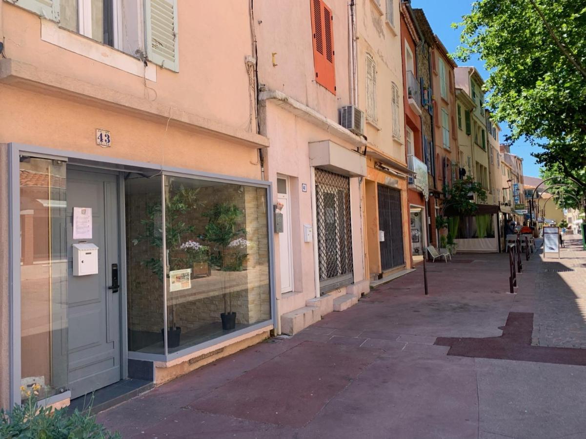 Formidable Studio Au Coeur Historique De Frejus Daire Dış mekan fotoğraf